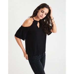 American Eagle Soft & Sexy Keyhole Cold Shoulder